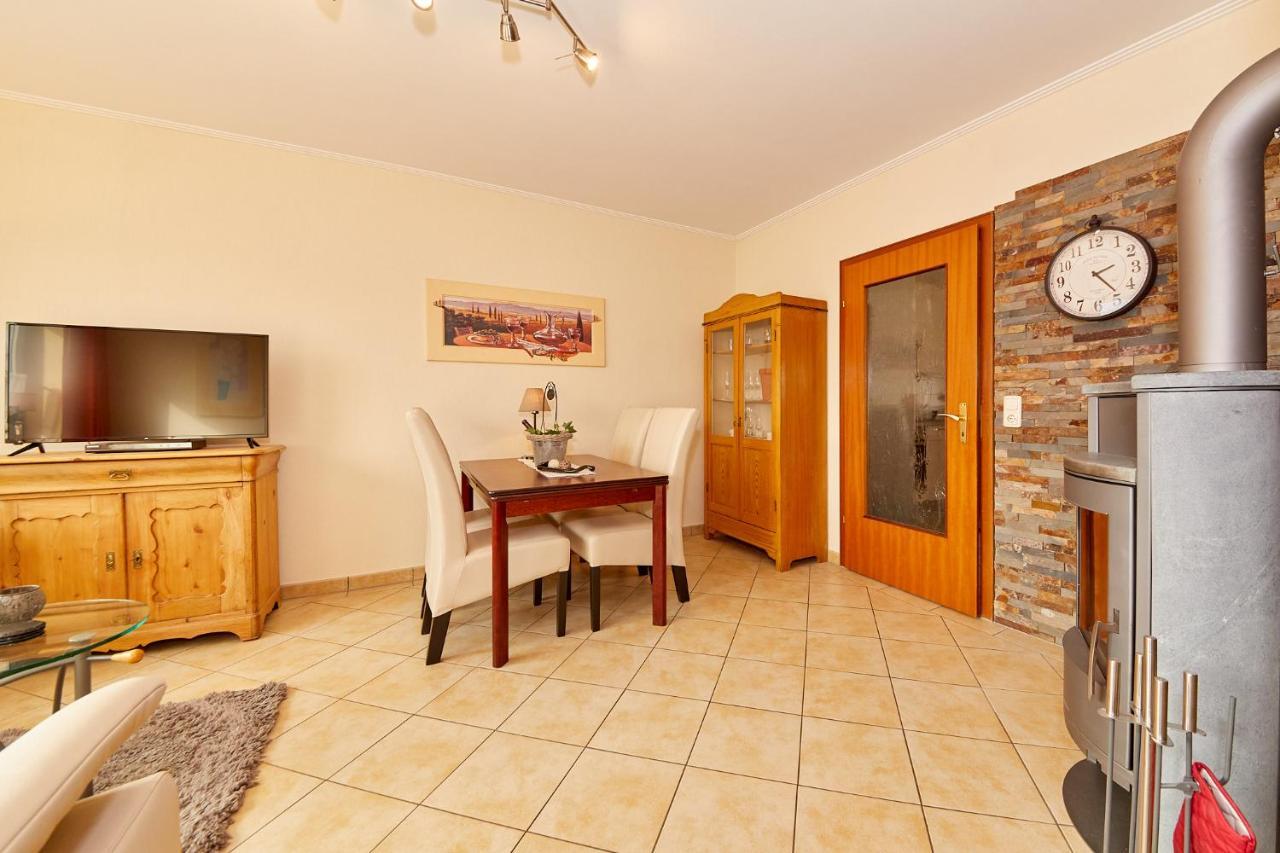 Ferienwohnung-Vinothek Keifer Kinheim Exteriör bild
