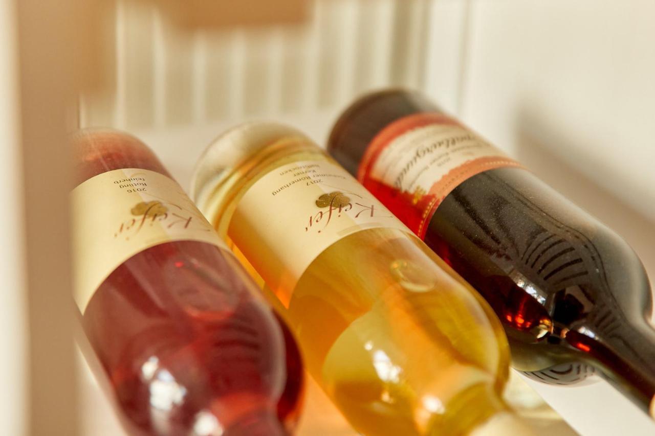 Ferienwohnung-Vinothek Keifer Kinheim Exteriör bild